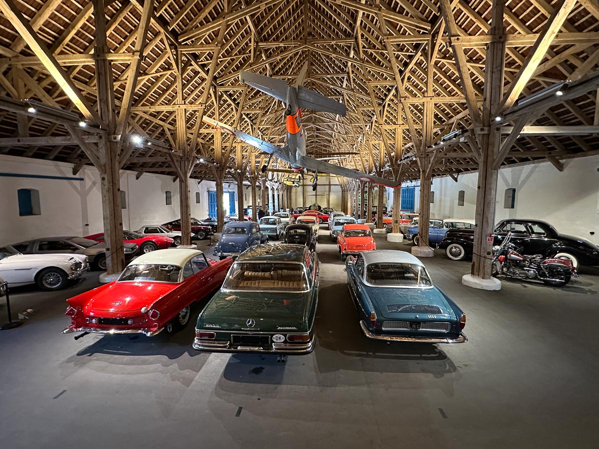 Insane amount of cars
